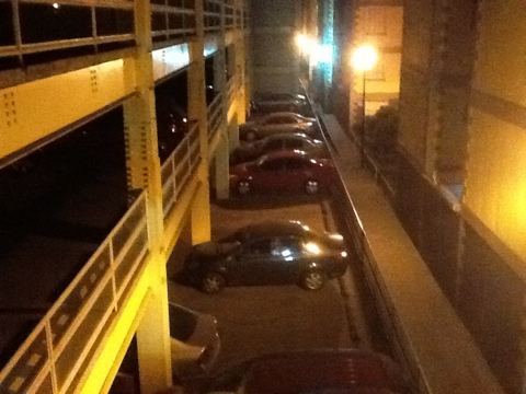 Edificio de estacionamientos