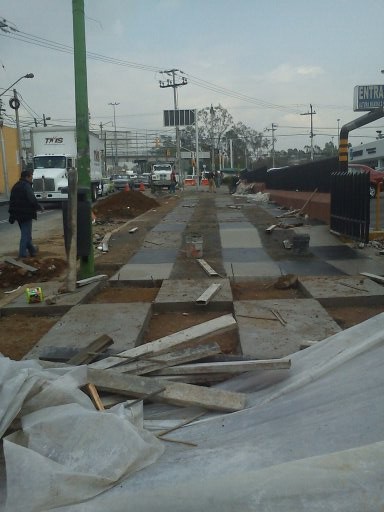 Arreglo de banquetas Miguel Hidalgo