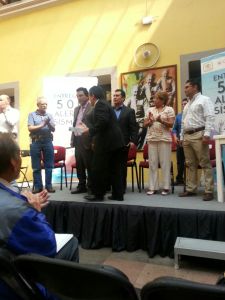 Entregando alarmas sísmicas